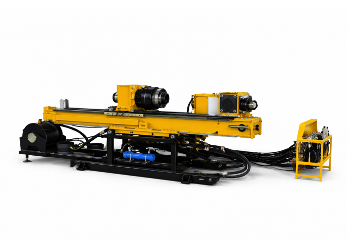 Комплекс на базе снегоболотохода с буровой установкой HYKD-8